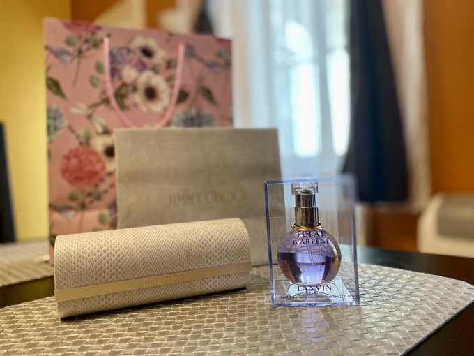 Thank you so so much for the early birthday presents @Subil_Arch love you my girl 💋 https://t.co/BOK<a href="/tag/bella"class="tags"><span>#bella</span></a>