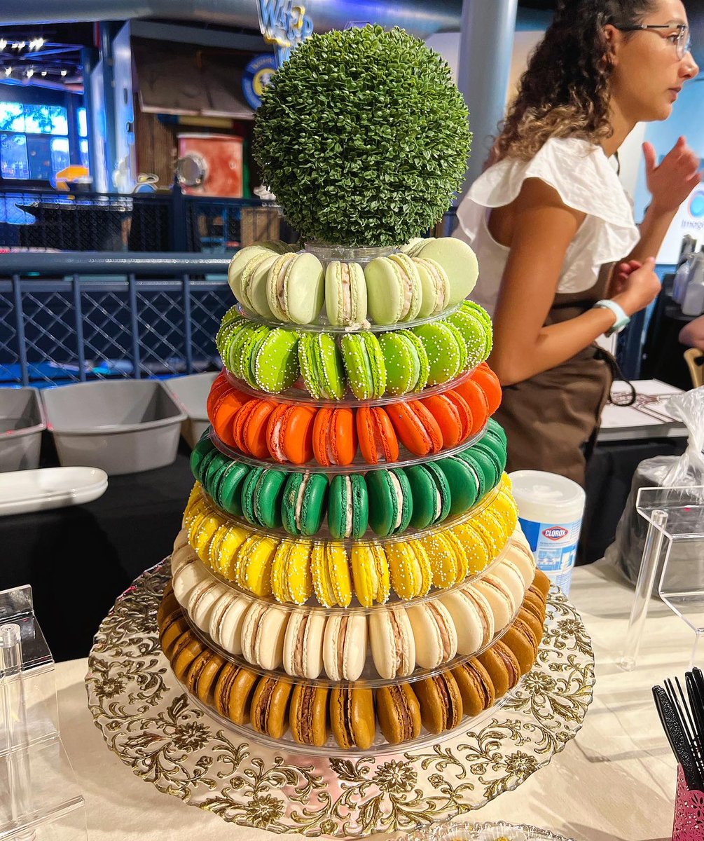 sosweetpastries's tweet photo. Loved supporting #TheBashIsBack 🔬 and @istscience 🧪yesterday! We love ❤️ our community and supporting learning for all! Gave away close to 1,000 samples and catching up with all of you was AMAZING! Pssst - did you see our @tierra.mchrstpher and her robot 🤖 arm skills? https://t.co/3BTektNLm5