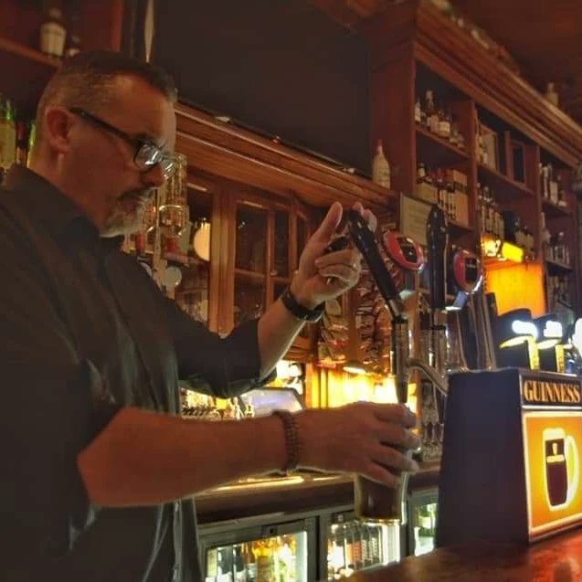 After more than 30 years we say goodbye to our Brendan today. That's some service to Harrys and to the bar trade. From the Byrnes we would like to thank him for his service. <a href="/DublinLive/">DublinLive</a> <a href="/LVADublinPubs/">LVA</a>