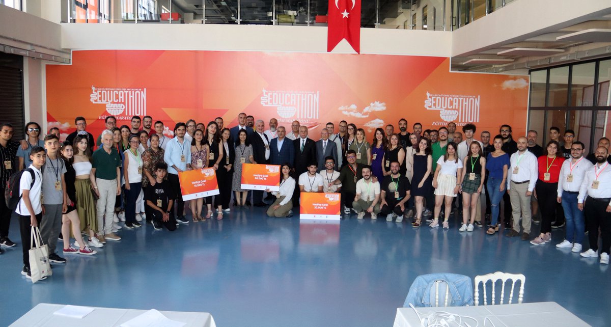 adanasanodasi's tweet photo. Educathon Türkiye'nin kazananları belli oldu! "Mesleki Eğitimde Yenilikçi Yaklaşımlar" maratonumuzun kazanan takımları şöyle: 
🥇Arte Make 
🥈Gibi
🥉Omega

@EBRD @undpturkiye @habitatdernegi https://t.co/10ERsw7b0m