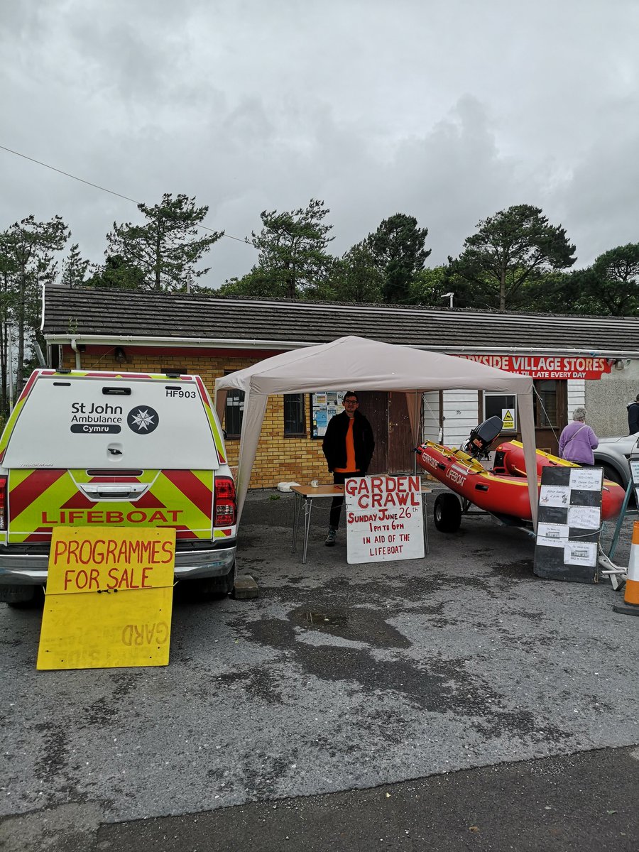 Ferryside Lifeboat tweet media