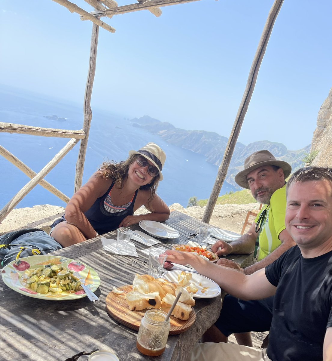 matthewfecteau's tweet photo. #PathOfGod hike — #Amalfi; #AmalfiCoast https://t.co/YDLgbeXdP3