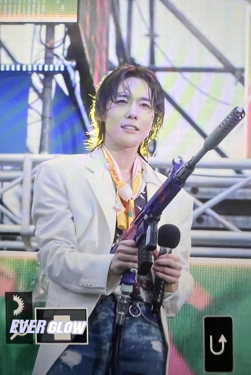 EverglowKjw's tweet photo. 220626. WATERBOMB
@official_jinu_ 
 #진우 #김진우 #WINNER #JINU #위너 https://t.co/lGdbdaTuoi