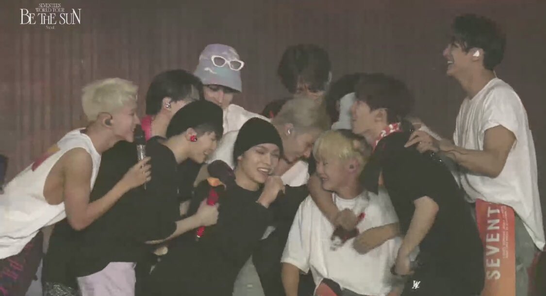 alwayssvt_'s tweet photo. I love them forever 🥺💗 https://t.co/sWcphXcTmt