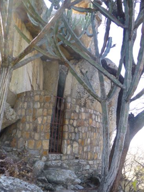 umzamocapital's tweet photo. King Mzilikazi grave & memorial site at Entumbane in the Matobo Hills in Zimbabwe
#MatabelelandSouth #VisitZimbabwe #TravelZimbabwe #TourZim #VisitMatabelelandSouth #NdebeleTwitter https://t.co/moabiGpYTr