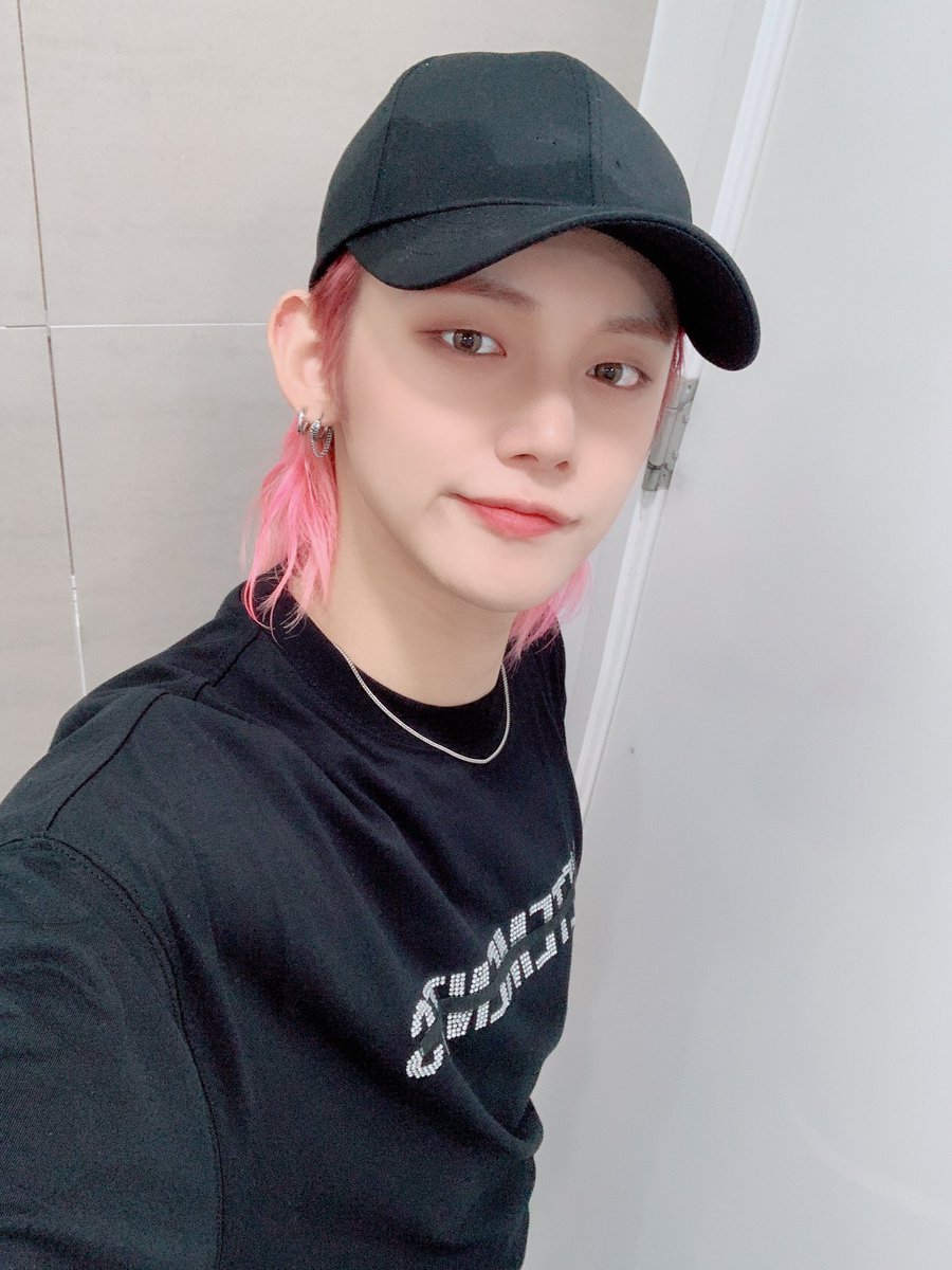 dailyjunselca's tweet photo. https://t.co/2I2LqMYFdw