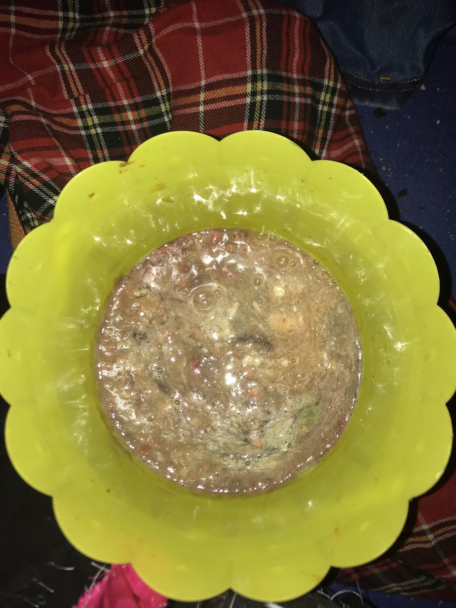 Jameseats2's tweet photo. Tw- litral vomit
.
.
.
.
.
I hate this sm https://t.co/MhlsRjXE3m