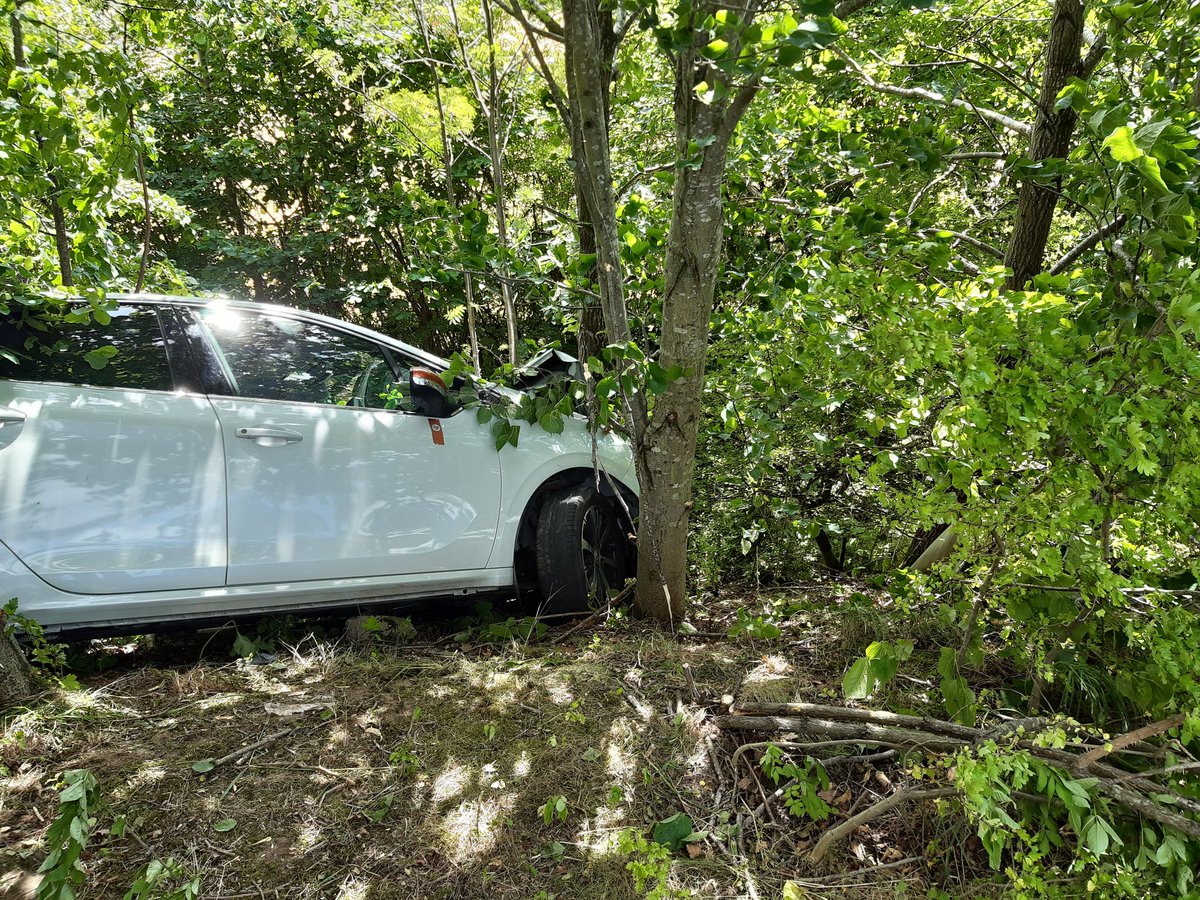 Crews from Boroughbridge and Knaresborough have attended an RTC on the A168 this afternoon.

2 casualties were safely removed by crews into the care of paramedics 

<a href="/theyorkmix/">YorkMix</a>
<a href="/daviddunninguk/">DavidDunninguk</a>
<a href="/NYorksPolice/">North Yorkshire Police</a> 
<a href="/YorkshireHart/">Yorkshire HART</a> 
<a href="/YorksAmbulance/">Yorkshire Ambulance</a>