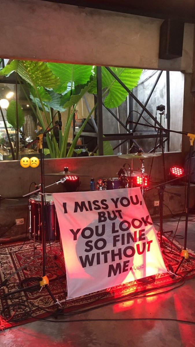 mikalodon's tweet image. 😔😔