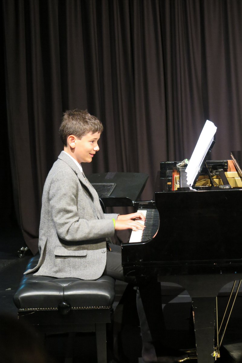 LWC_MusicDept's tweet photo. Well done to all performers who took part in Friday's Junior Concert! It was an uplifting evening, showcasing the considerable musical talents of our 1st and 2nd form pupils. Well done all! #LWCmusic #LWCtalent #LWCcreativity https://t.co/phUVM0RalR