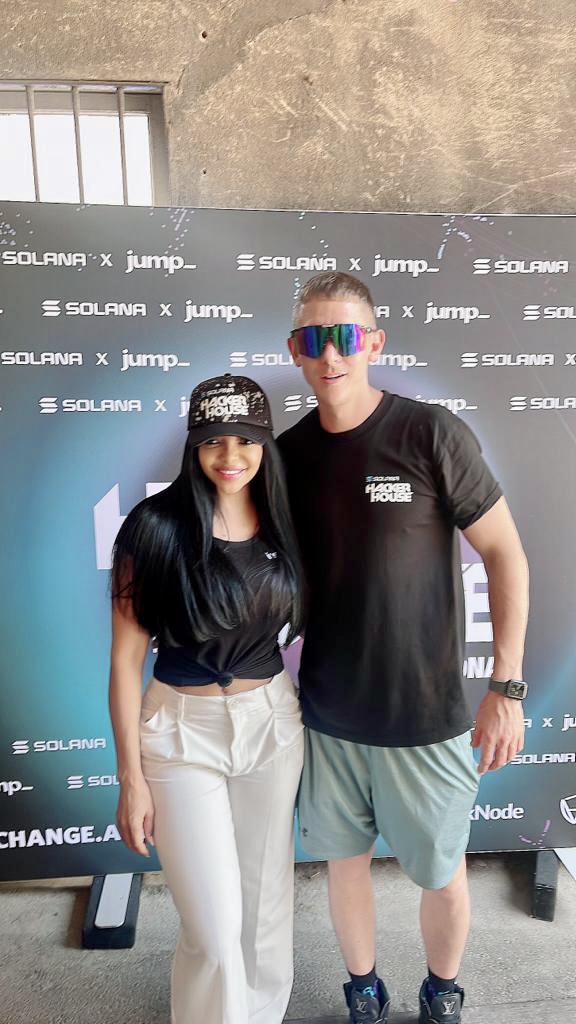 Meet our creators IRL and learn more about the industry | We are here to answer all your questions #HackerHouseBarcelona #Solana #Barcelona