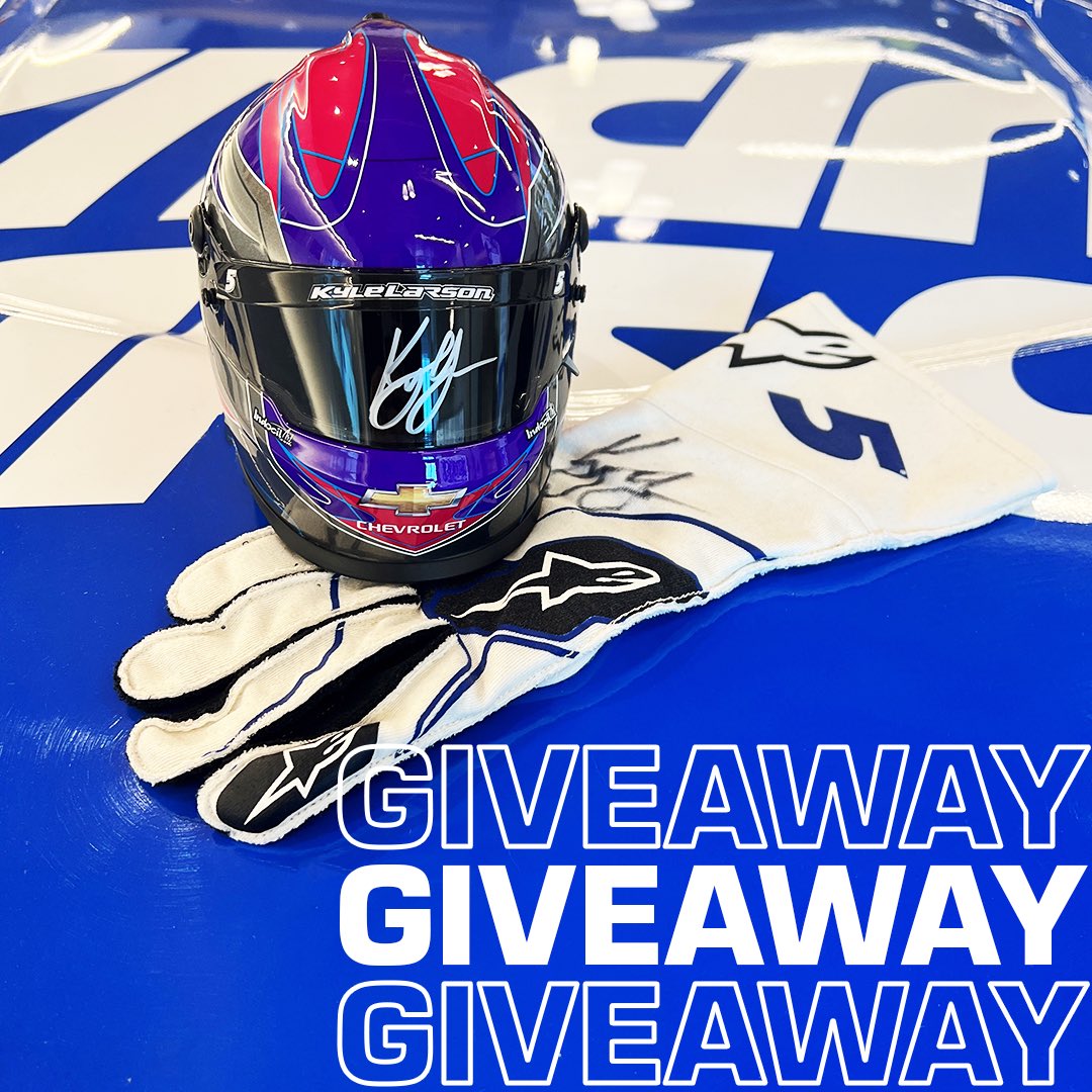 Hendrick Automotive Group (@hendrickcars) on Twitter photo 🚨 GIVEAWAY ALERT 🚨
We’re celebrating today’s Home race by giving away a <a href="/KyleLarsonRacin/">Kyle Larson</a> signed mini helmet and a race-worn glove!
RT for your chance to win. 🚨 GIVEAWAY ALERT 🚨
We’re celebrating today’s Home race by giving away a <a href="/KyleLarsonRacin/">Kyle Larson</a> signed mini helmet and a race-worn glove!
RT for your chance to win.