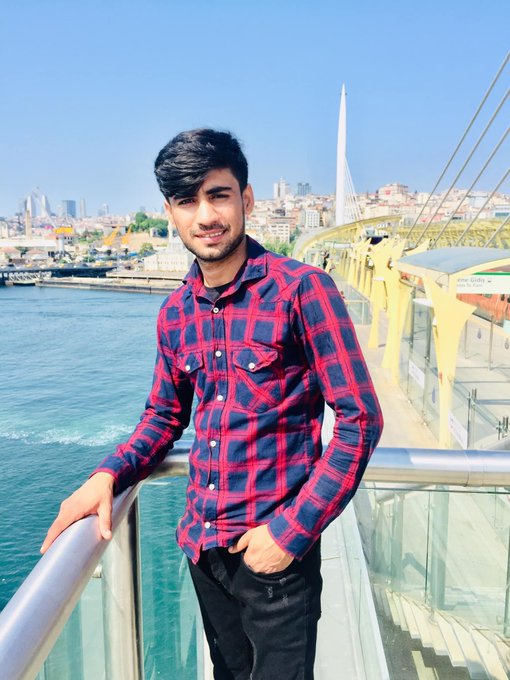 A 26-year-old Baloch man has gone missing in Finland. Asif Luqman was last seen in Helsinki 10 days ago. He moved to the capital of Finland from Italy and started working at the Geological Survey of Finland in January this year, journalist 
@KiyyaBaloch
 reported. https://t.co/amfz3Fz117