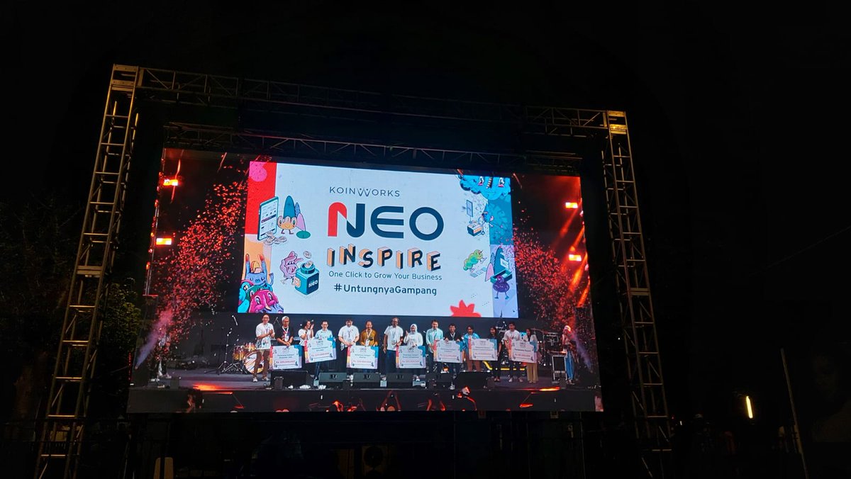 nurulhoeda's tweet photo. Nama nama pemenang :
1. Educator: Febndy Kwik (Arcanum Hobbies)
2. Grassroot SMEs: Adhitya Faarkhan (Daging Mania)
3. Startup: M Ridha Indradewa/Edo (Rewash Laundry)
4. Women Entrepreneur: Roro Widi Astuti (Dhara Studio)

Beruntung banget sih kalian
#NEOinspire #UntungnyaGampang https://t.co/tiPACRe6vb
