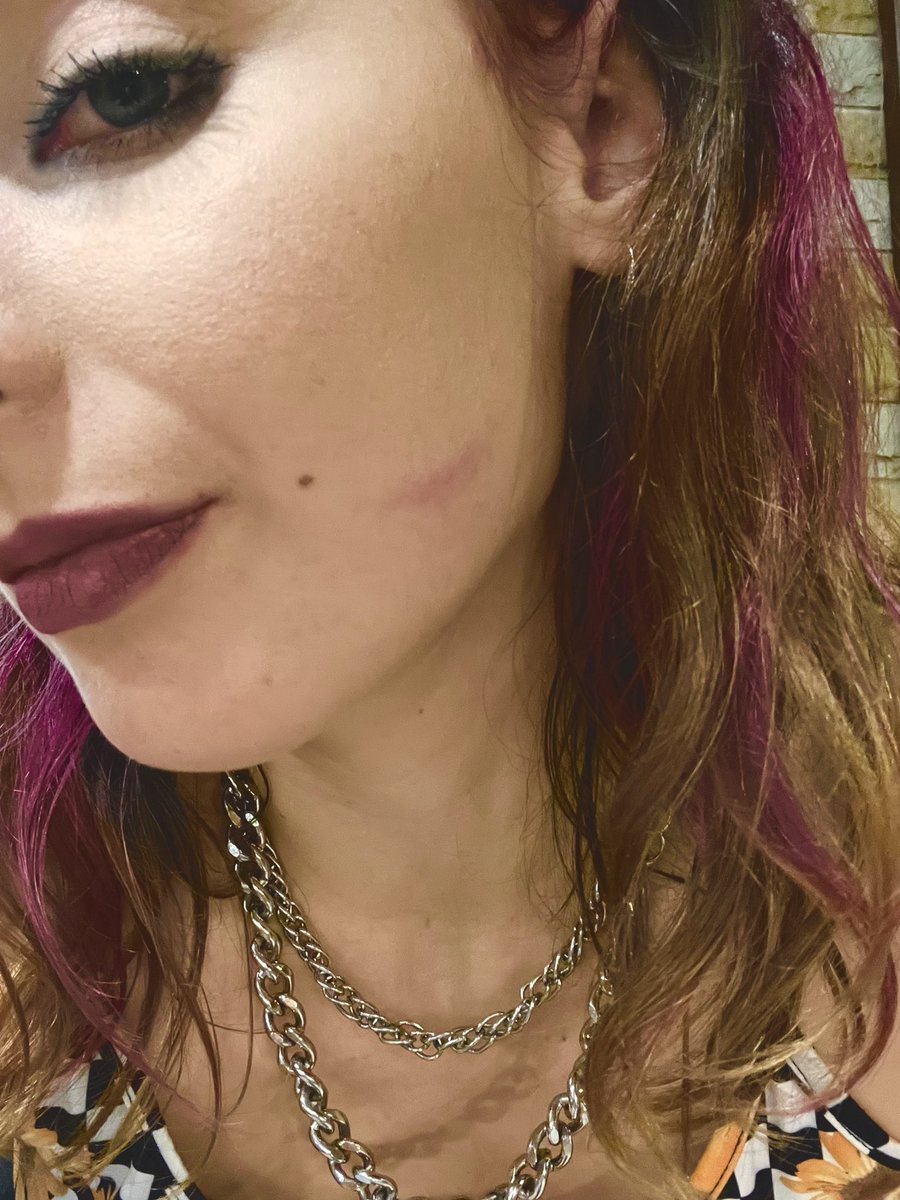 DeborahSand's tweet photo. Did I miss something? Did lockdown really make people forget how to act?? I really expected more of @GreenDay fans tbh 🥺 Don’t get me wrong i go to gigs with the expectation of getting elbowed in the face or trampled on, that’s a given.. I absolutely love a good pit!! HOWEVER.. https://t.co/5NKTCCmNFW