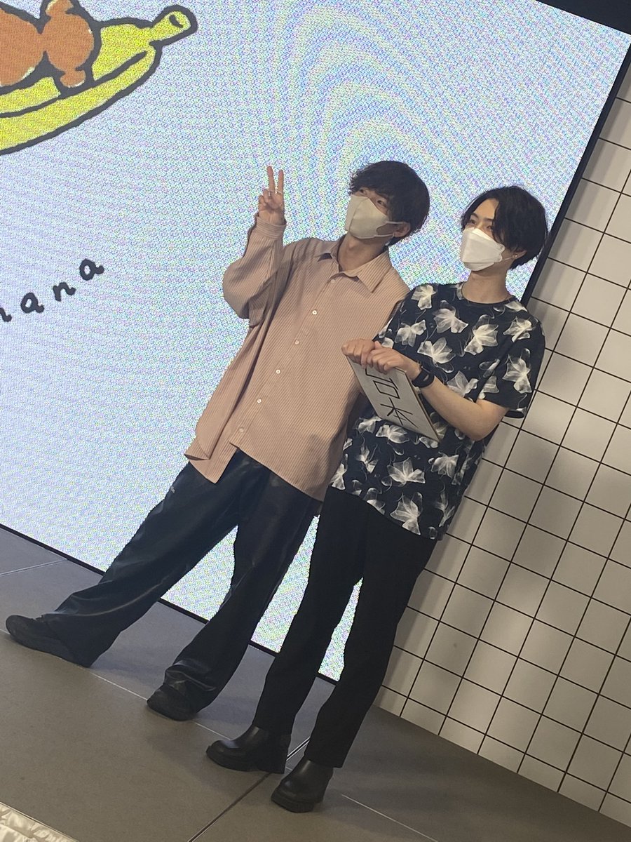 真夜中の12時 tweet media