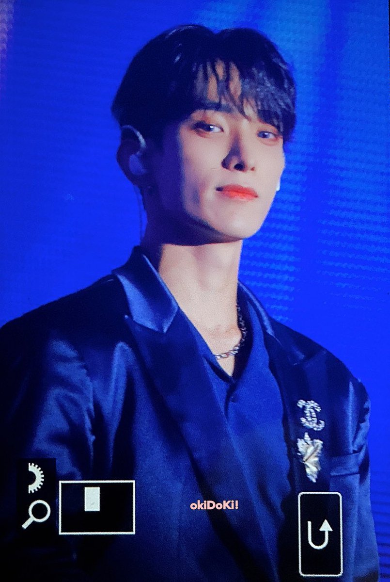 220626
#SEVENTEEN      #DK
#세븐틴      #도겸
청순강지...