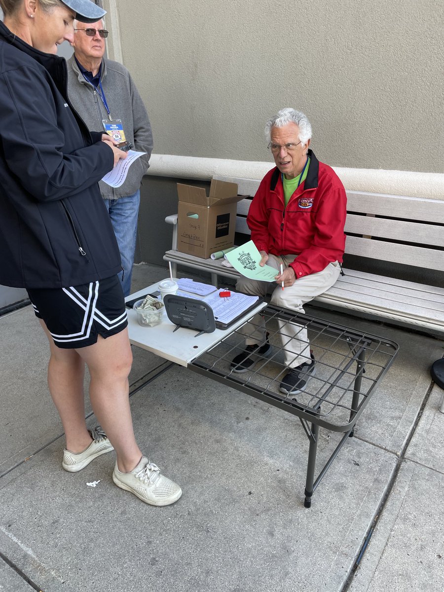 IntrepidAutoist's tweet image. About to get our last set of instructions