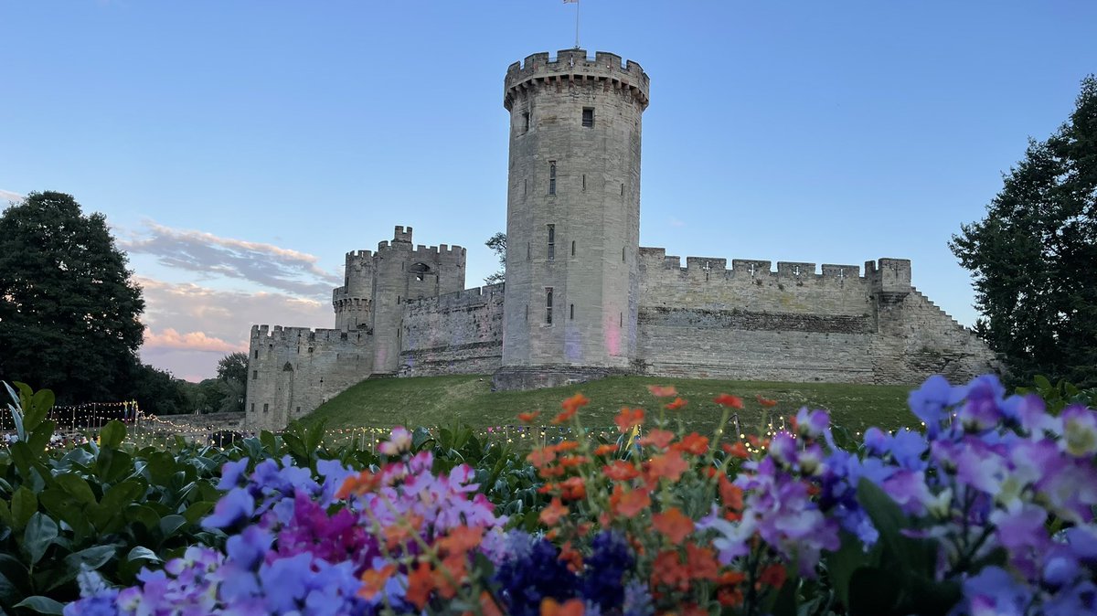 Warwick Castle #castle #castlesofeurope #castles #castlesofinstagram #castlesoftheworld