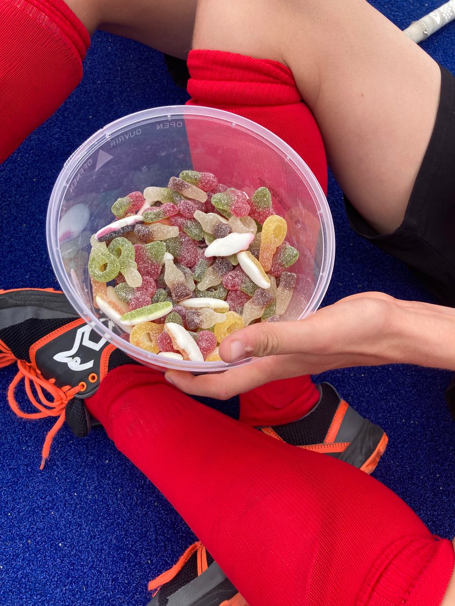 Dragons 4-0 up at ½ time v East Midlands. Saving the best til last and haribo tangfastics as a final game treat to power them through the final 25 mins!
Goals from Josh J (x2), Josh C and Ben T
<a href="/SWYHA1/">SWYHA</a> <a href="/WHCYouth/">Whitchurch Youth</a> <a href="/GwentHockeyClub/">Gwent Hockey Club</a> <a href="/cslcardiff/">Cathedral School</a> @BassalegPE <a href="/StanwellPE/">Stanwell School PE</a> <a href="/mooneerams/">Mooneerams</a>