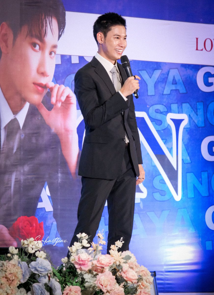 Simbastjinx's tweet photo. สิงโตร่าเริง.☺️☺️
#SingtoPrachaya
#SingtoGraduation https://t.co/kdiYZh2zSJ
