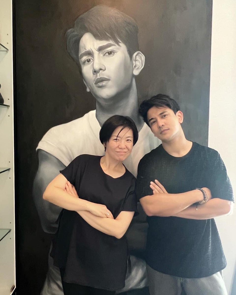 gunthestarclub's tweet photo. ได้ไปหาลูกชายสุดที่รักที่สุพรรณบุรีค่ะ❤️

スパンブリの休日💛

#ガンが大好き
#รักกัน
.
cr : คุณชิ ค่ะ
#gunnapat 
#gunnapat23
#sunblockgn https://t.co/IoXObiS4DN
