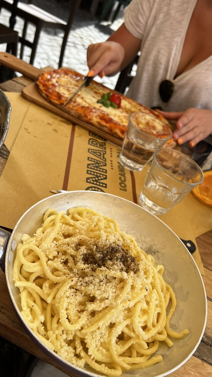 Rukari Austin tweet media