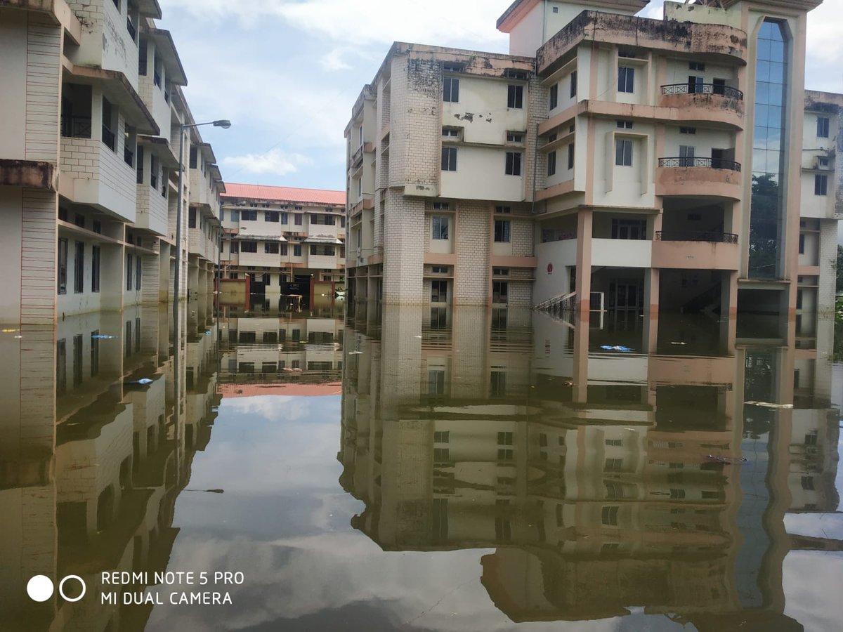 Moidul82's tweet photo. The ground floor of Govt. Dental College & Hospital Silchar has completely submerged in the recent flood. The practical rooms, the OPDs are under water along with all the equipments and instruments.
#savegdcs
#gdcsilcharisdrowning
#silcharflood https://t.co/jIa6IZSO4n