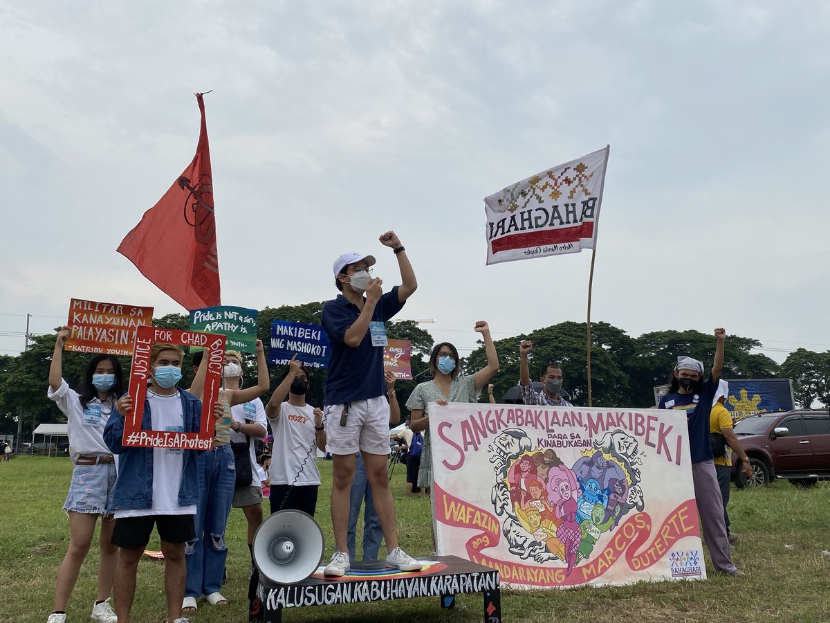 Kyle Orata, Chairperson of @katribu_intra:

'Ang pakikibaka ng sangkabaklaan ay hindi hiwalay sa pakikibaka ng sektor ng pambansang minorya...'

#Pride2022
#PrideIsAProtest
#AtinAngKulayaan