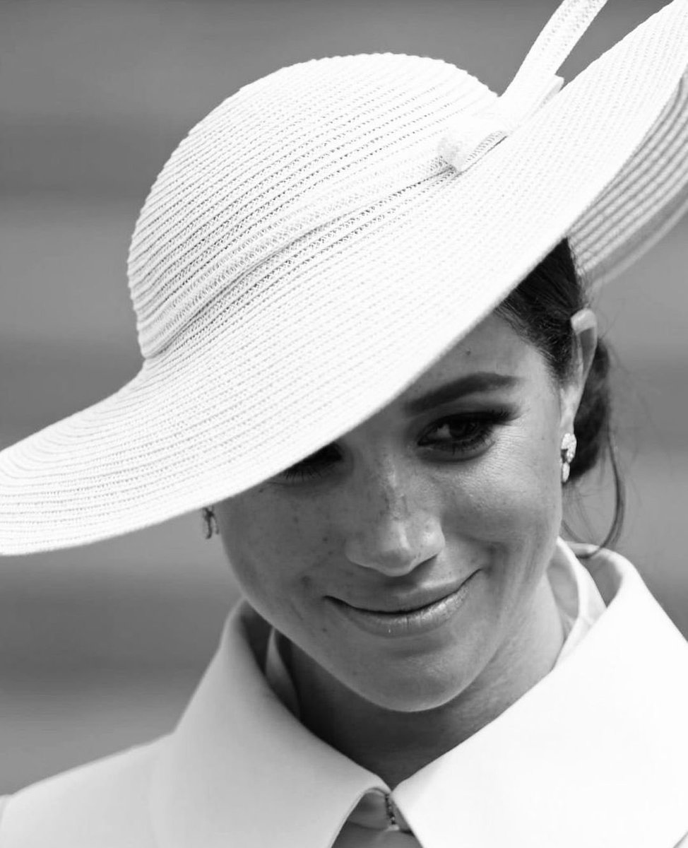MauvCoui's tweet photo. Follow @kanno_emma 
Caring is sharing 
Let’s support build and grow together  
💞💞💞💞💞
#PrincessMeghanHarry 
#HarryandMeghanTweetParty 
#HarryandMeghanTweetConnect https://t.co/3S7LwjI1v1