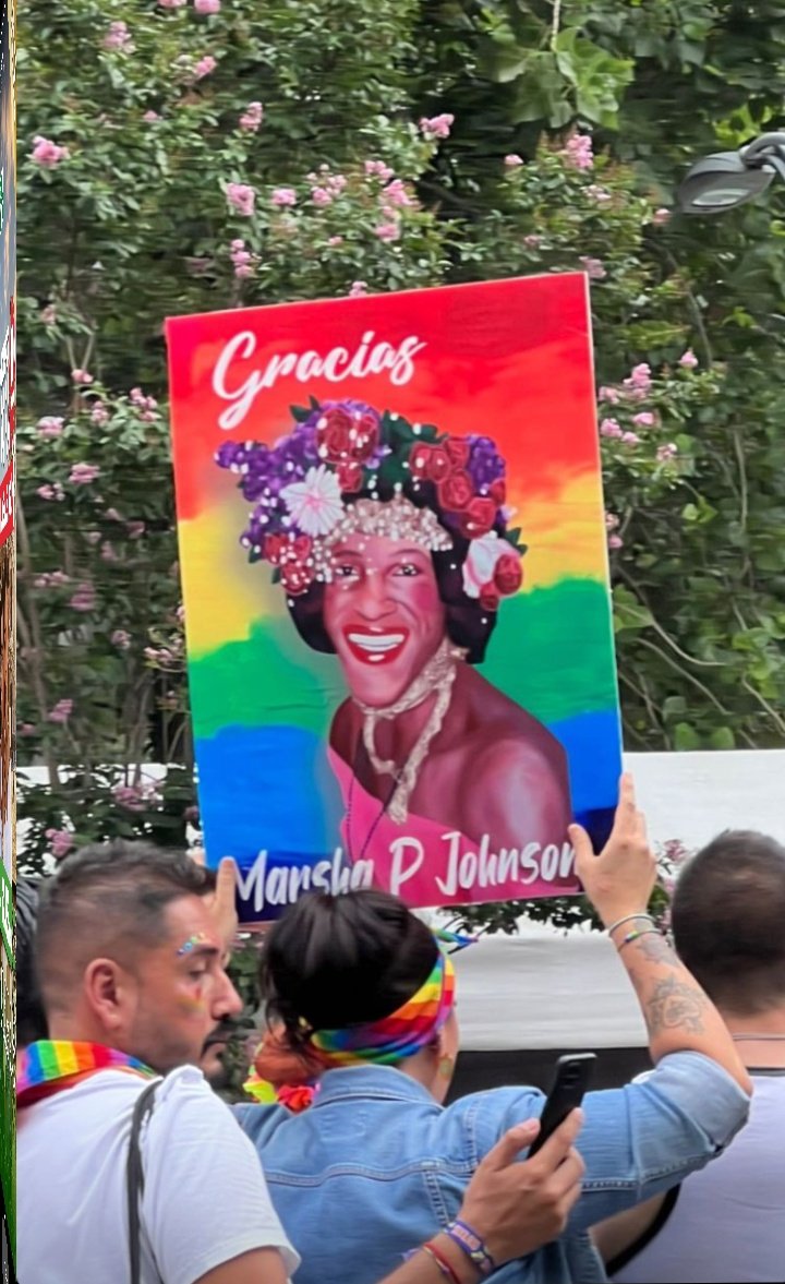 AETDP21's tweet photo. H A P P Y P R I D E ❤️
#Pride2022 #pridehumans #LGBTTTIQ https://t.co/WM7cq7eAwk