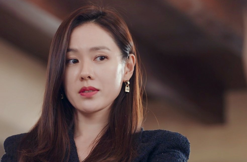 ً on Twitter "son yejin as yoon seri • crash landing on you ep. 16"