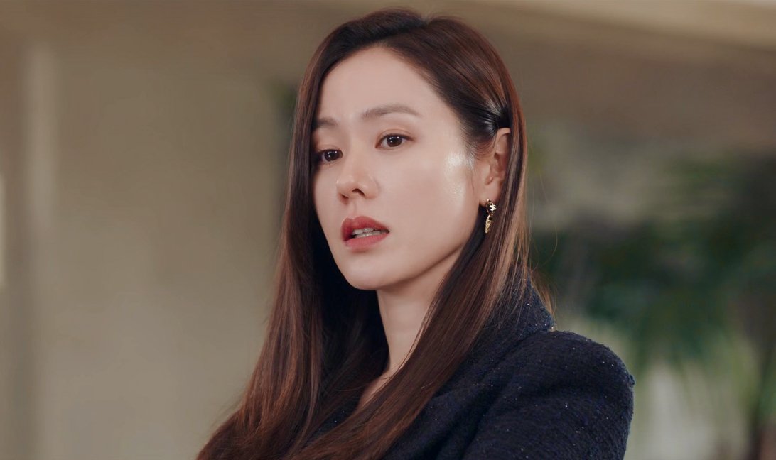 ً on Twitter "son yejin as yoon seri • crash landing on you ep. 16"