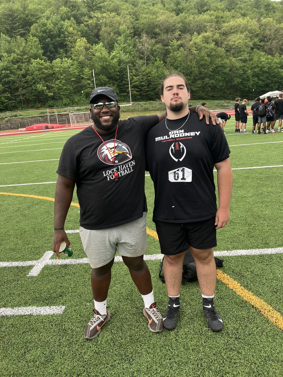 DannyLaughlin64's tweet image. Had a great time learning and getting better today at Lock Haven University! @Coach_Mul @coachpetite @Coach_Derasmo