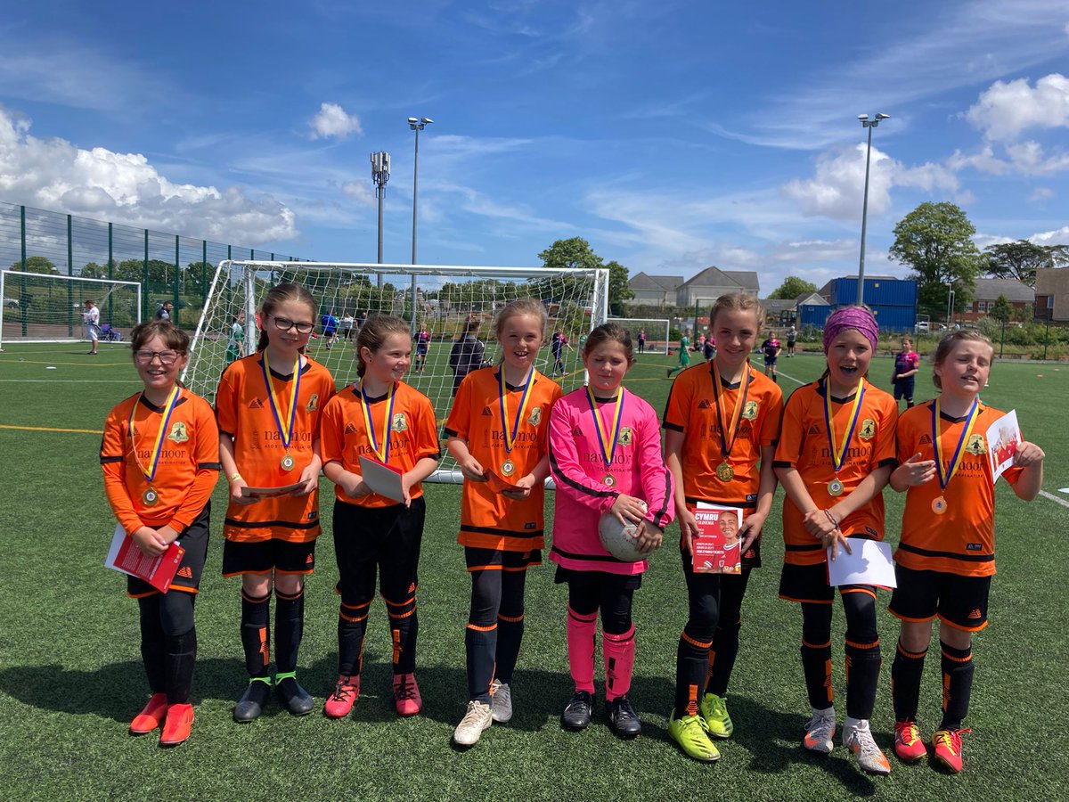 Huge well done to our u11s in your <a href="/btuwomenfc/">Barry Town Utd Women FC</a> tournament today won 2, drew 1, lost 1  extremely busy day good skills, lots of fun, smiles and #bellesfamily bonding