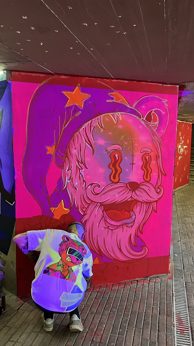 @Hofbelievers FAMILY.  Look what me &amp; <a href="/mrfieno/">fieno.eth</a> are doing for u!! 1/30 mural walls! <a href="/mrfieno/">fieno.eth</a> and I well be taking a photo with the finished mural putting it on a shirt and signing the shirt for a collection of 30!  They will be available on the marketplace! Stay tuned!