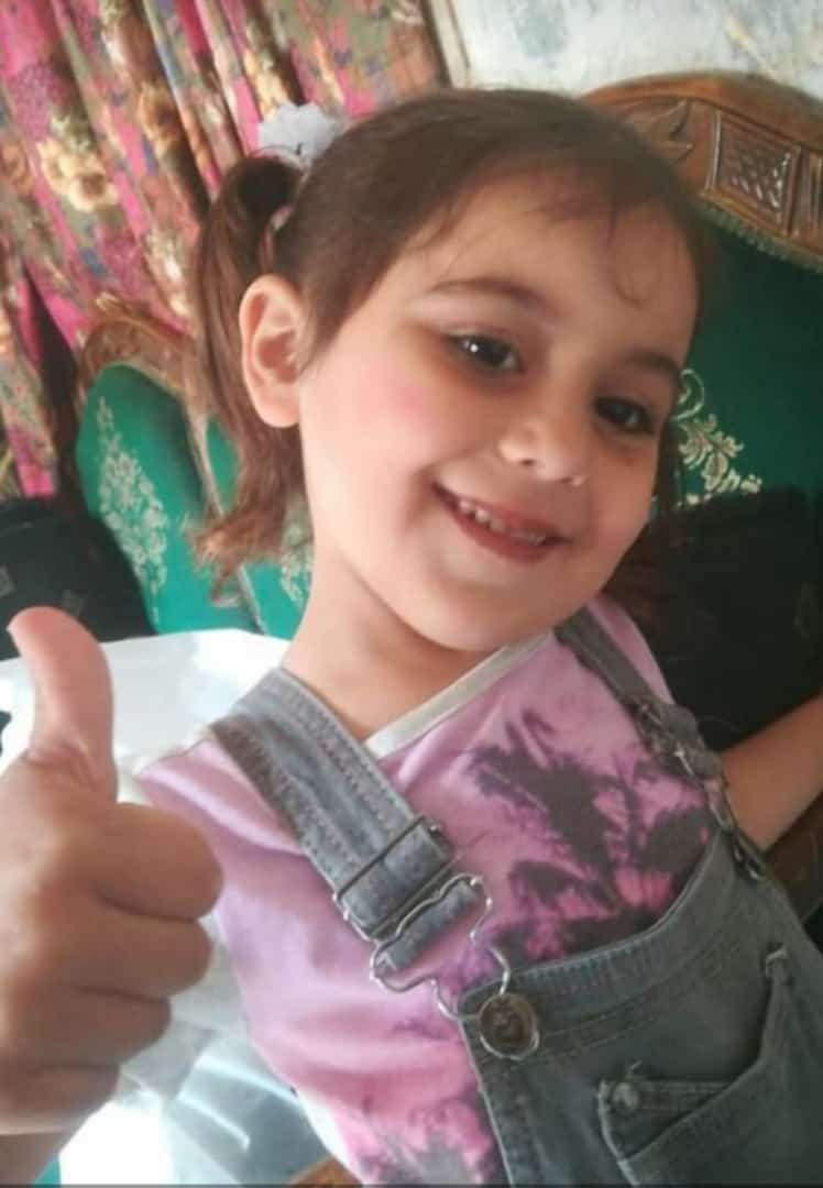 الطفلة الشهيدة طير من طيور الجنة