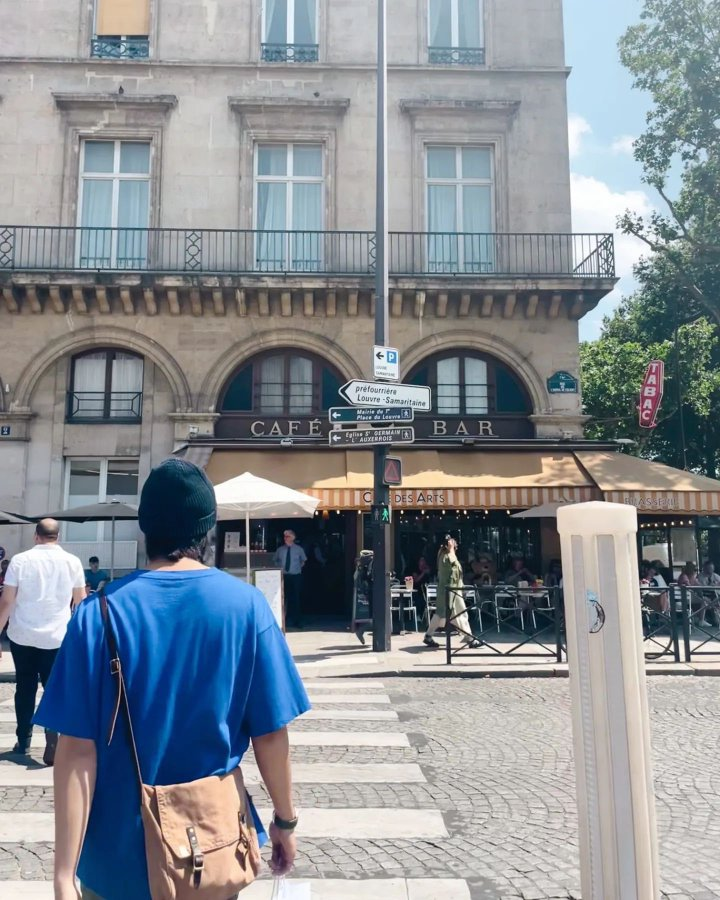 ittekook's tweet image. -220626📳rkive | nuevas fotos de #Namjoon en ig [📸]
🐨: aunque todavía solo sé [cómo decir] bonjour, merci.