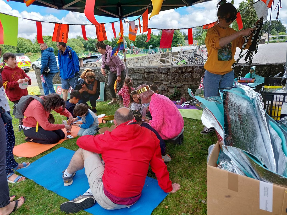 MaynoothC's tweet photo. A great community funday took place in #maynooth today for our inaugural Picnic in the Park as part of national @streetfeast celebrations. Here's some initial pictures. Even the sun showed up ☀️🎉😀 https://t.co/SdFdQKtUPz