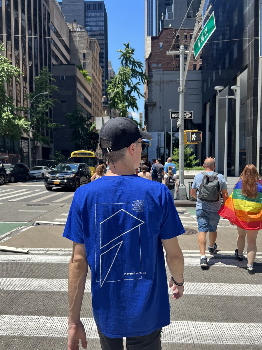 PlaygrndVenture's tweet photo. The @PlaygrndVenture’s team descended upon New York over the past few weeks to meet some of the most ambitious builders in web3. 

A very diverse range of innovative products are coming to fruition after many teams spent the bull market building. 

NFT NYC 🤝 ETH NYC https://t.co/Z3I5oMt04M