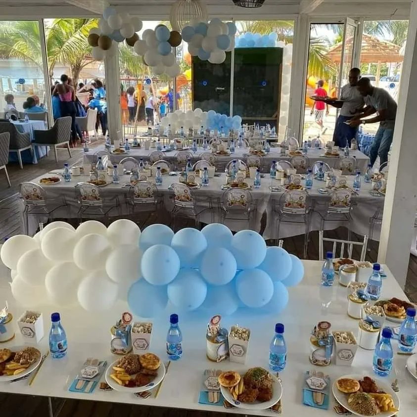 PIGroupSL's tweet photo. Crystal Clear personalised for a party spotted @olba restaurant.Choose us because all drinking water should Crystal Clear. #water #events #eventsplanner #birthday  #madeinsierraleone @InvestSalone #localcontent #localbusiness #partnerships #SaloneTwitter https://t.co/B6ru3jDMXv