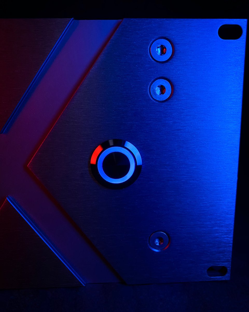 FlockAudio's tweet photo. Simplicity & Transparencyโฆ Thatโs the PATCH Series! Use your Analog Hardware like plugins with simple drag + drop intuitive functionality plus so much more! Contact your preferred Flock Audio Dealer to learn more and order your PATCH Series model today! - #flockaudiopatch https://t.co/0dmGP70CpM