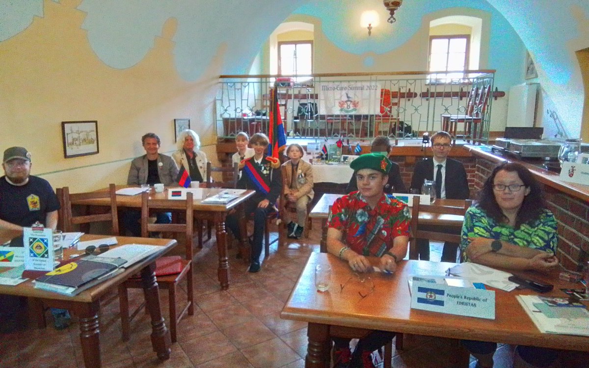 The Micro-Euro Summit 2022 is now officially concluded. All 13 attendees were wonderful and the event was a full success! It will therefore be held again in Chyše next year.
Keep an eye out for more detailed reports and photos at @duckionary. Many thanks to everyone who attended