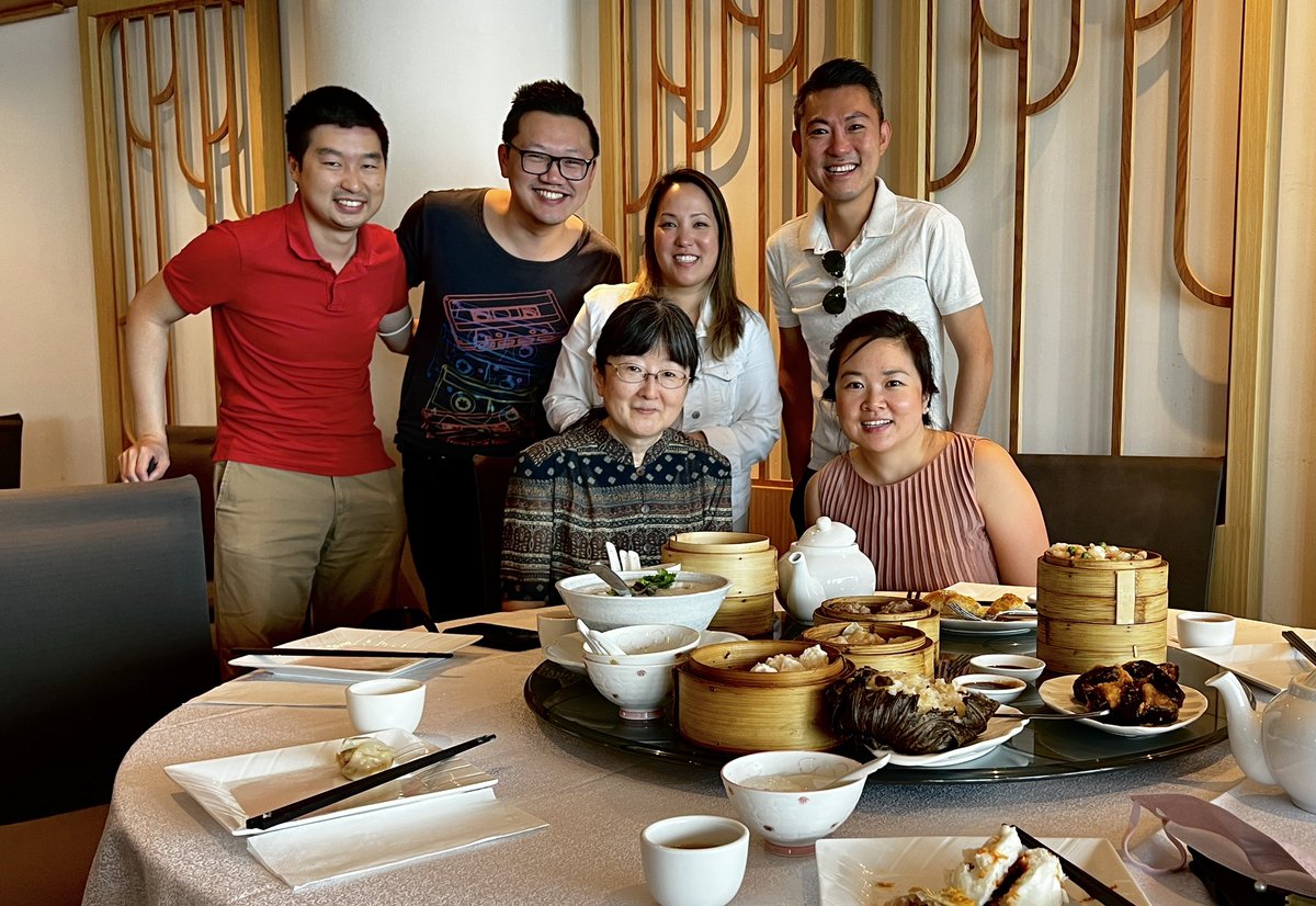 alexchan928's tweet photo. Meeting Dr. Saito, Chair of #MASCC23 over dim sum, is the best supportive care to us all who were busy with #MASCC22 over the past few days! Thanks @ChinMelissa and @jocelynkowhite
 @rayychan 
#JASCC23
@CancerCareMASCC
@CancerCareJASCC https://t.co/2lSVtruS5v