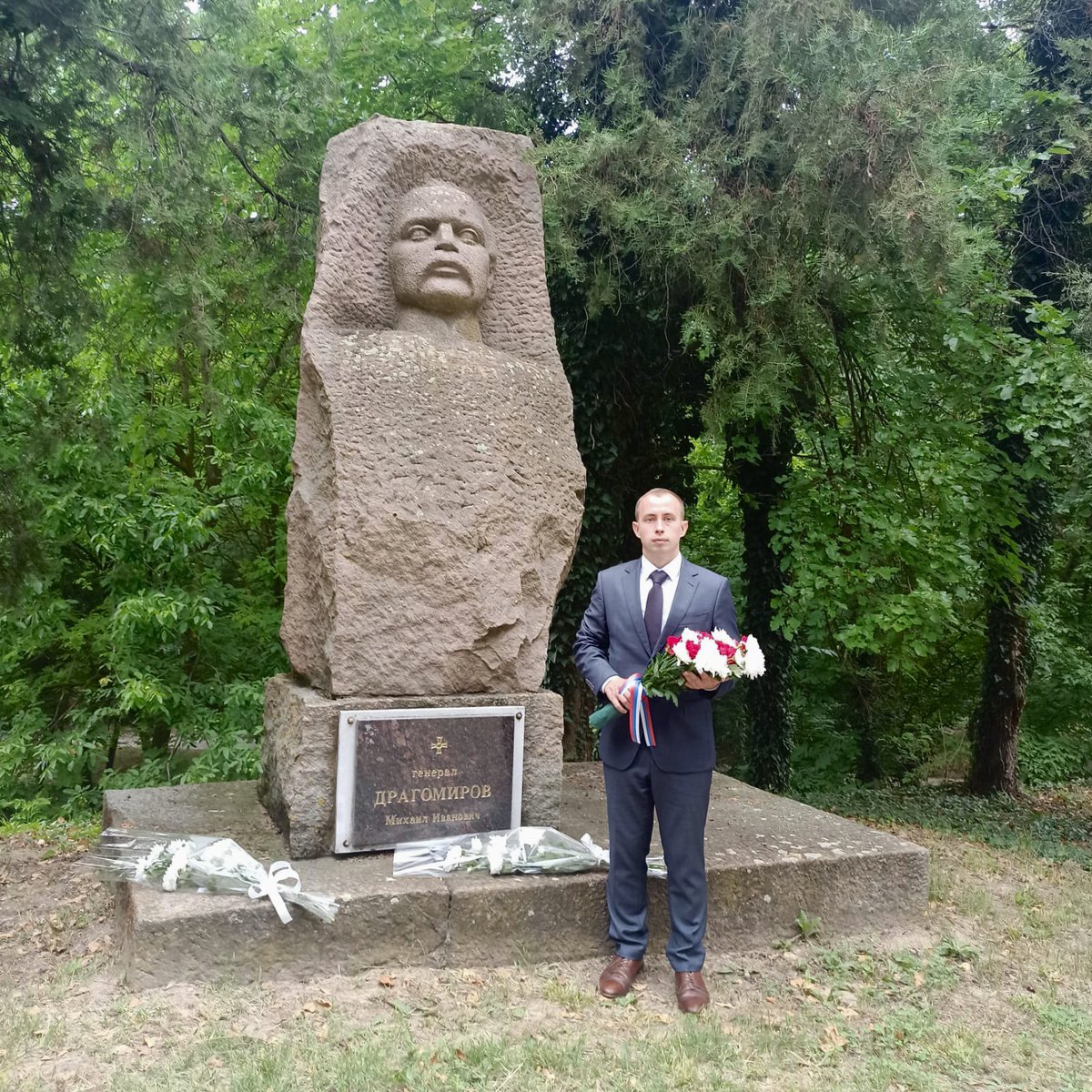 RusCons_Ruse's tweet photo. 🇷🇺 26 июня атташе В.В. Токтаев принял участие в праздничных мероприятиях в г. Свиштов, посвященных 145-й годовщине освобождения города от османского владычества. https://t.co/TofkXniPhB