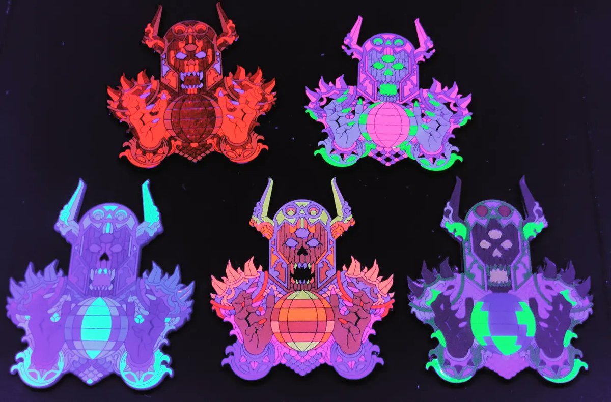5150DropzAsylum's tweet photo. UV glow @Eptic #pin #art #eptic #dubstep #edm #rave #electrixforest #edc https://t.co/fFSTIx2aTU