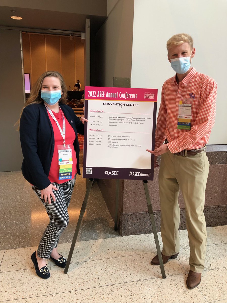 Lisa Benson tweet media