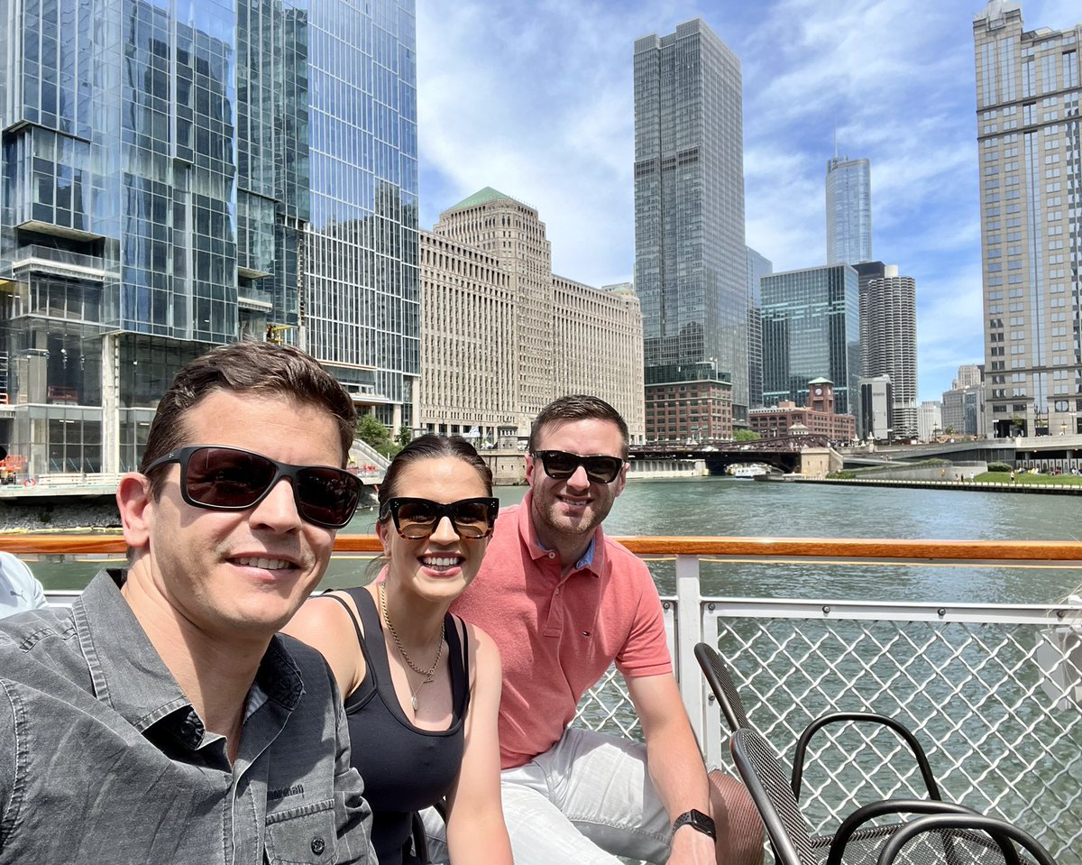 PamelaGarciaPul's tweet photo. @FowlerFellows Wrapping up 2 days in the @smithnephew OLC lab #Chicago 💦🔧🪛🔨 #developing our #surgicalskills learning from masters of their craft. @jachahla @drcalcei @BobLitch @Macedon23 Dr. Michael Banffy, Dr Michael O’Brien, Dr Darren Johnson #arthroscopy #ortho #sportsmed https://t.co/AisOdN8UYA