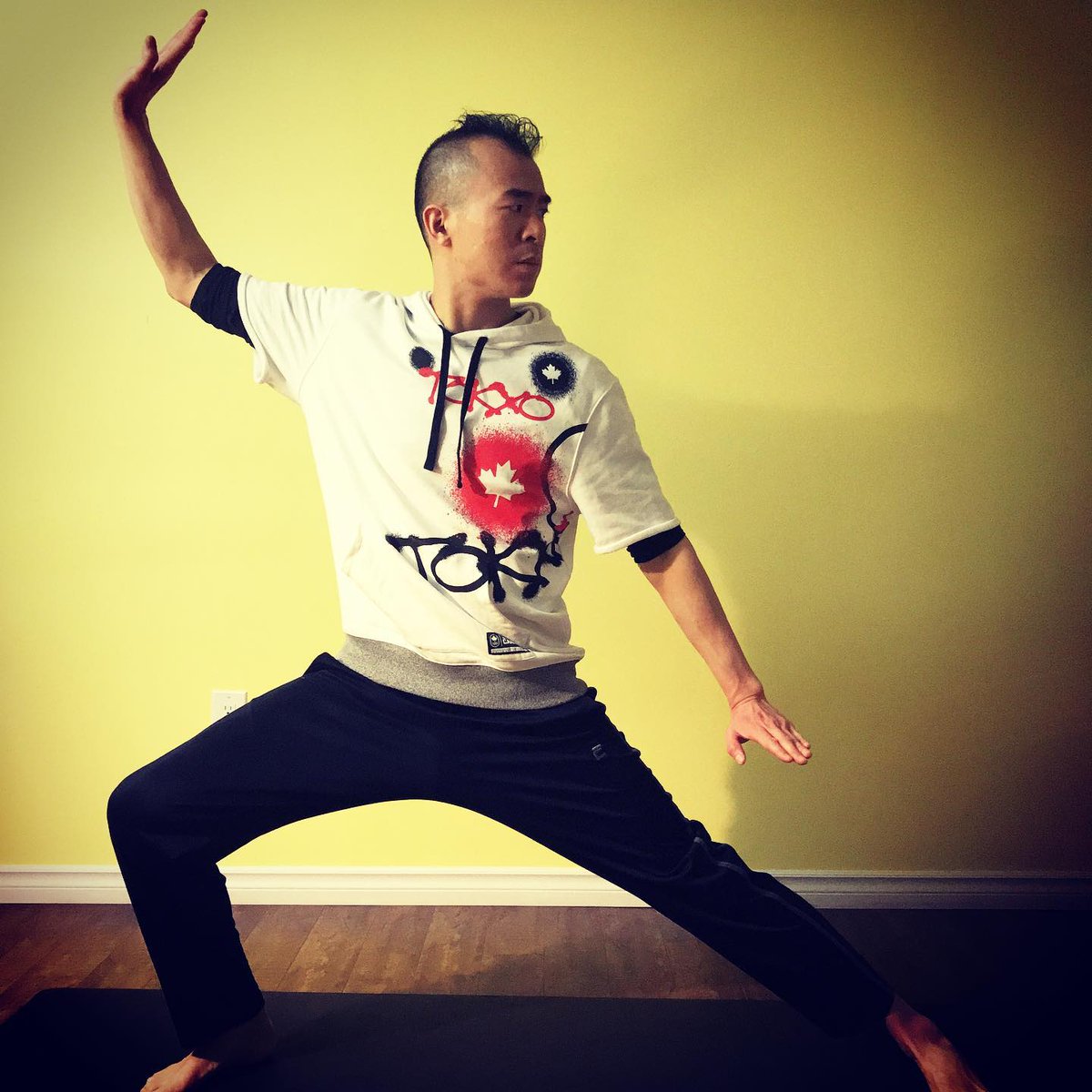 AndrewLeeYoga's tweet photo. Life is never perfect. Where there light, there is darkness. Where health, there is sickness. Where there is happiness, there is sorrow. Where there is yin, there is yang. All we can do is live our best, balanced life each day, regardless of our performance. ☯️

#AndrewLeeYoga https://t.co/utFdSSMzoZ