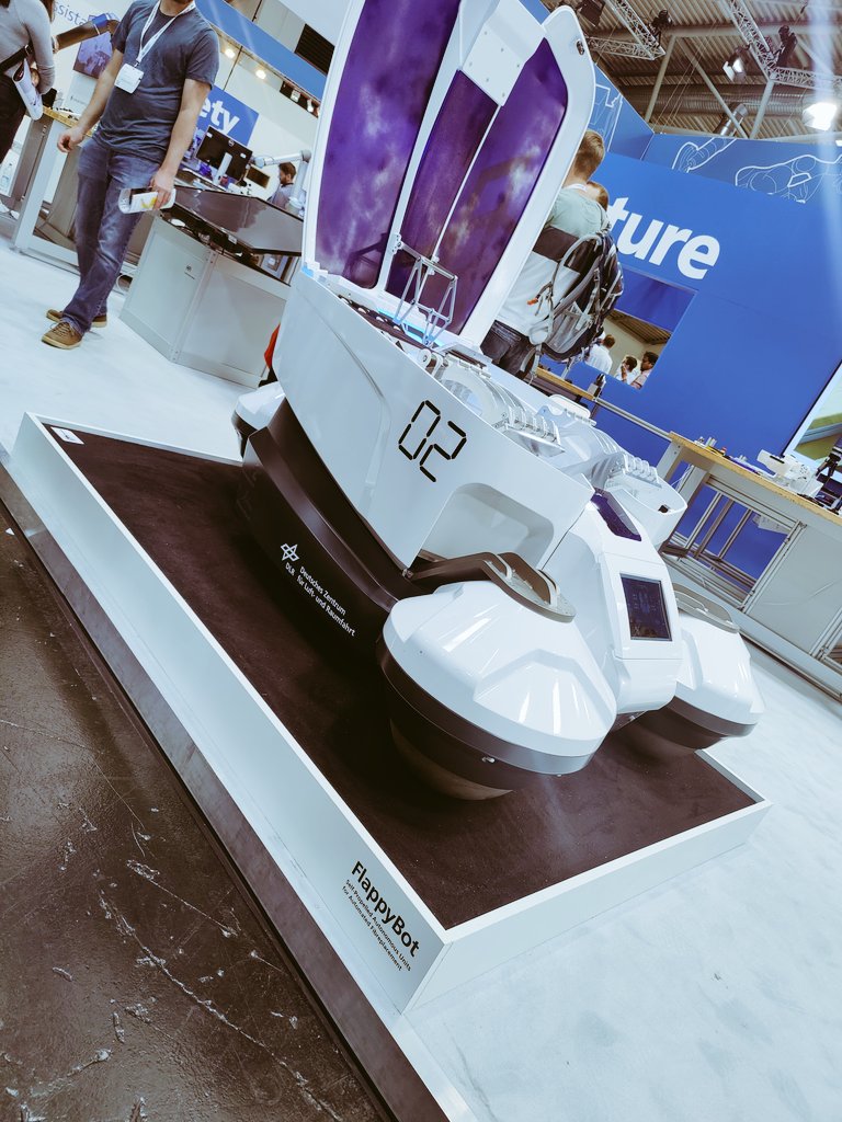 code_byter's tweet image. Photodump of some cool robots at #automatica2022 🎉

Should have brought my Laptop for some robot enumerating/Hacking 😜
